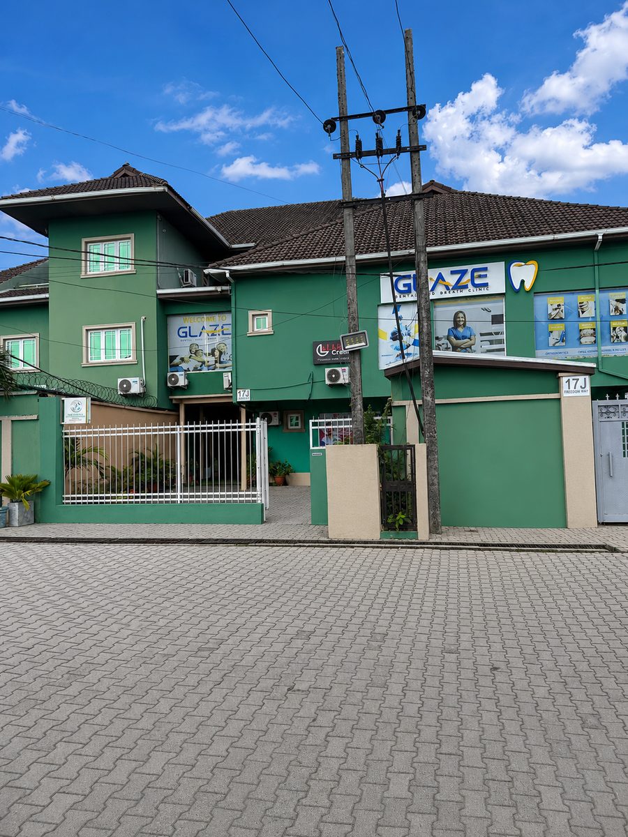The Glaze Dental & Breath Clinic building on Admiral Ayinla Way, Lekki Phase 1